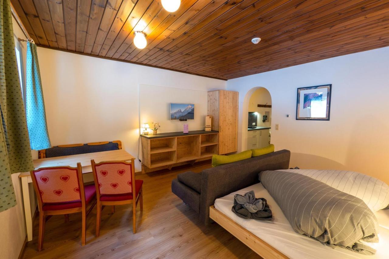 Apartpension Barenwirt Leutasch Exterior foto